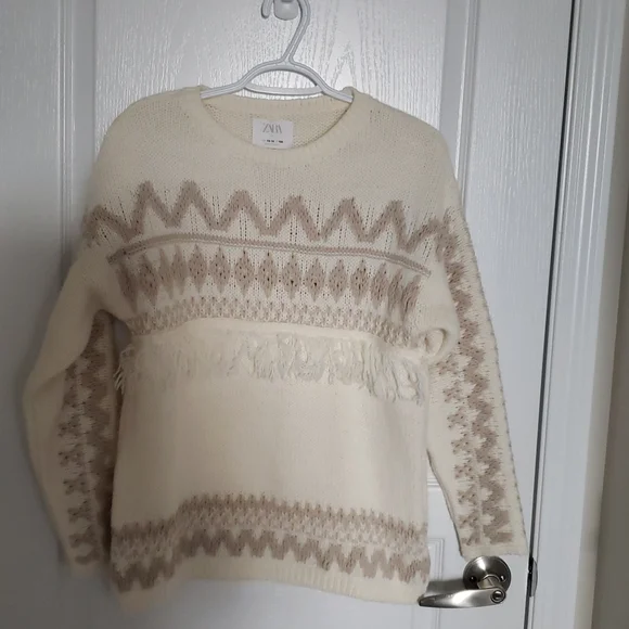 Clothes - Picture 2 of 3